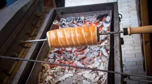 西甲第30轮:巴萨3-0完胜塞维利亚 梅西2球苏神破门‘IM电竞官网’(图2) IM电竞官网