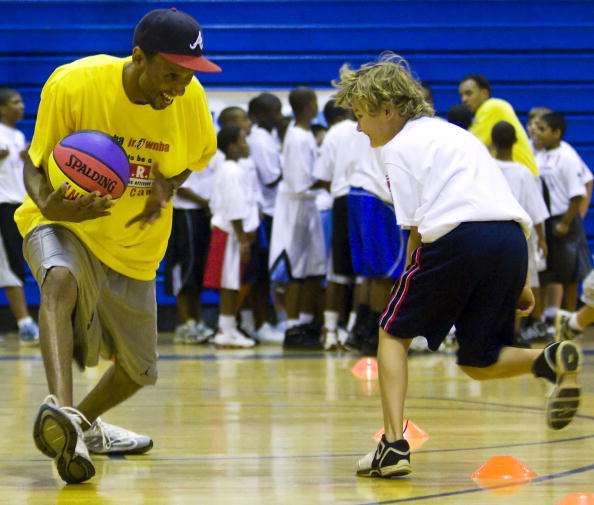 “IM电竞平台”西甲-保利尼奥苏神两球巴萨4-0 梅西失点+3门柱(图1) IM电竞
